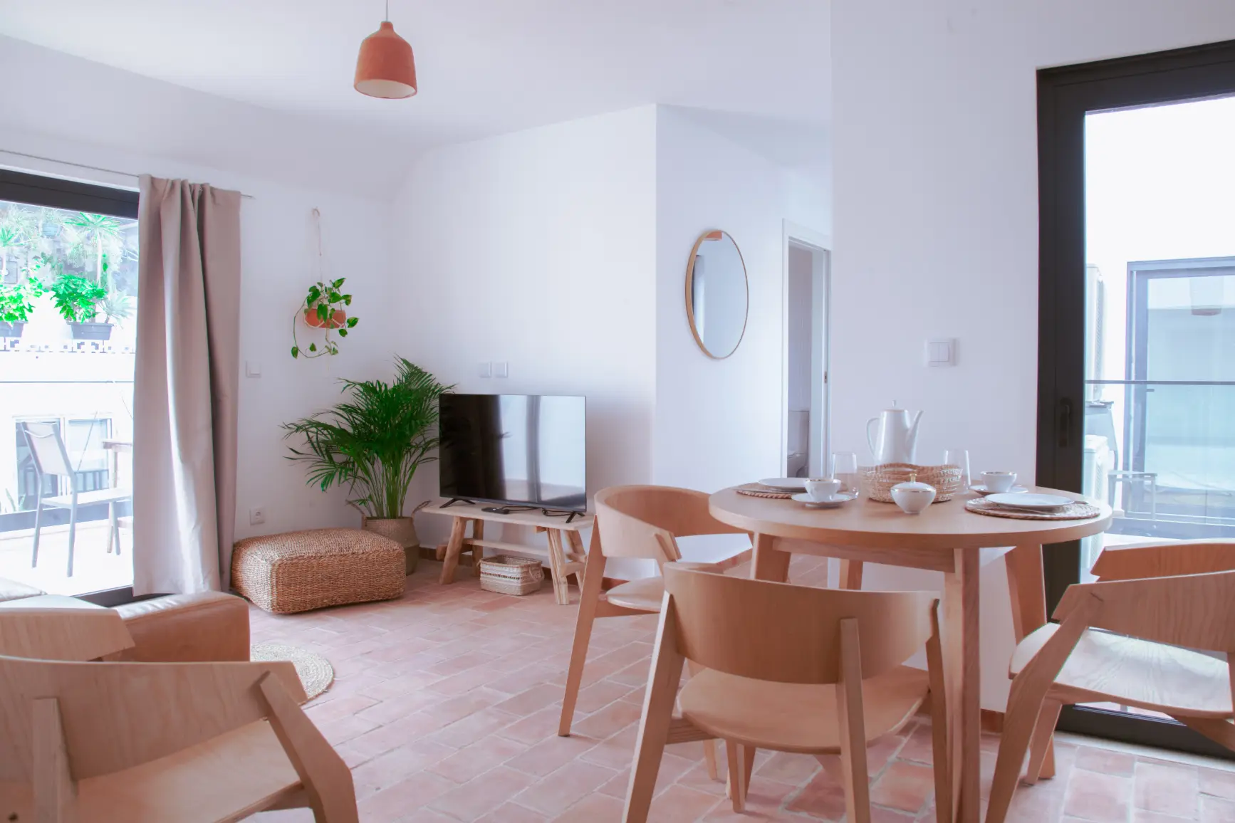 Apartment 7